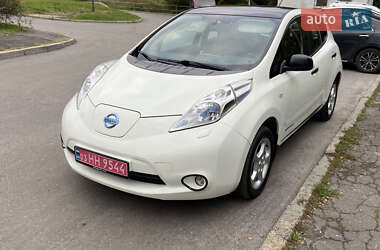 Nissan Leaf  2014