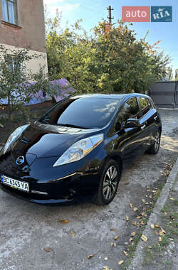 Nissan Leaf  2014