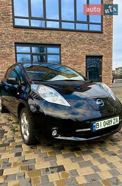Nissan Leaf  2012