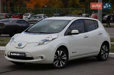 Nissan Leaf  2013