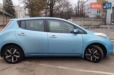 Nissan Leaf  2014