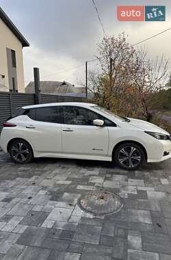 Nissan Leaf  2019