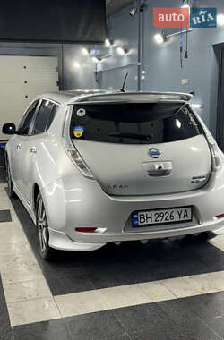 Nissan Leaf  2015