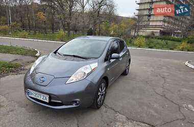Nissan Leaf  2015