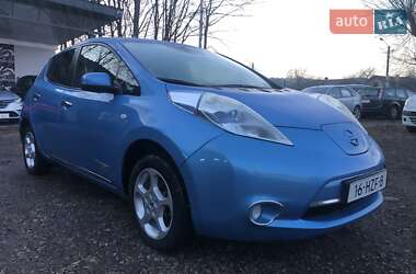 Nissan Leaf  2013