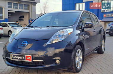 Nissan Leaf  2011