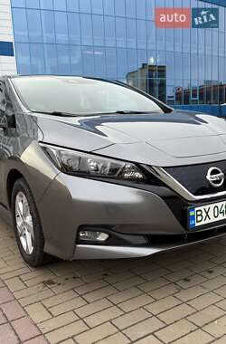 Nissan Leaf  2020