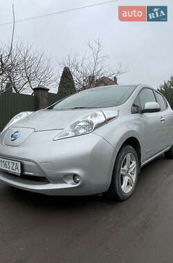 Nissan Leaf  2014