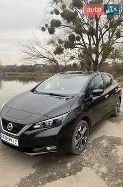 Nissan Leaf  2021