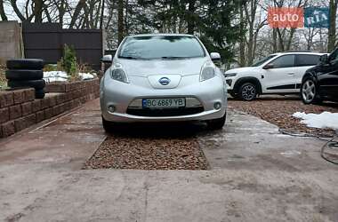 Nissan Leaf  2014