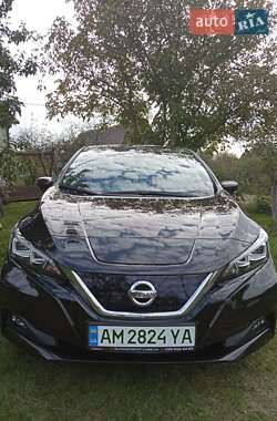 Nissan Leaf  2021