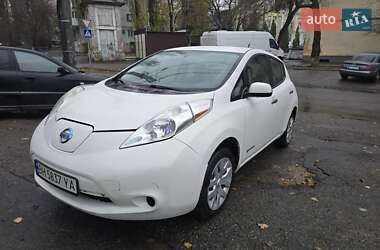 Nissan Leaf  2013