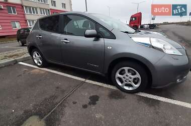Nissan Leaf  2014
