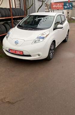 Nissan Leaf  2015