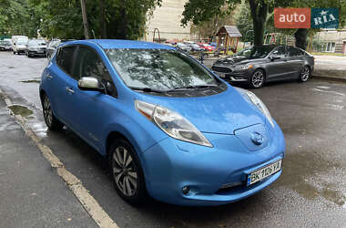 Nissan Leaf  2013