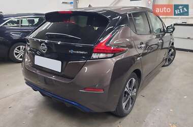 Nissan Leaf  2018