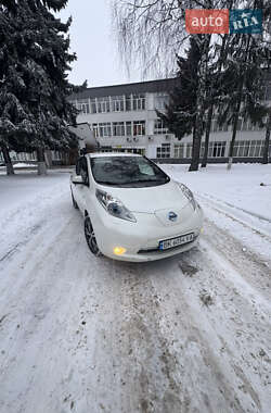 Nissan Leaf  2013