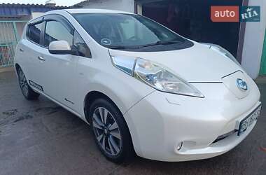 Nissan Leaf 2014