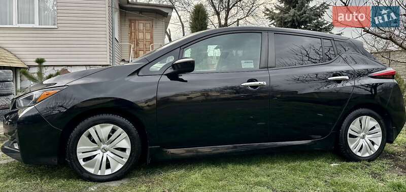 Хэтчбек Nissan Leaf 2021 в Днепре фото 5 Хэтчбек Nissan Leaf 2021 в Днепре