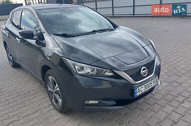Nissan Leaf  2021