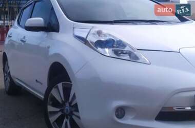 Nissan Leaf  2013