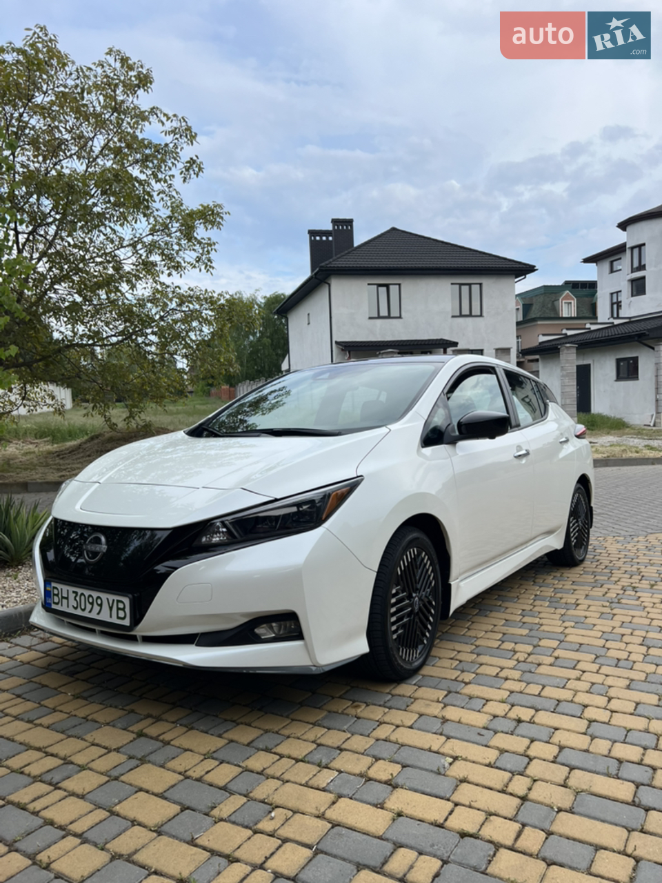 2023 Nissan Leaf - фото 1