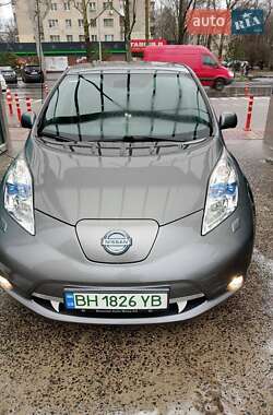 Nissan Leaf  2015