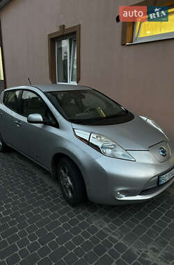 Nissan Leaf  2013