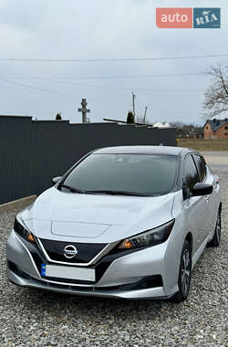 Nissan Leaf  2022