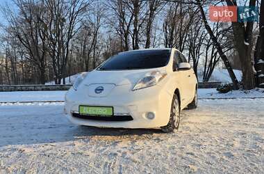 Nissan Leaf  2014
