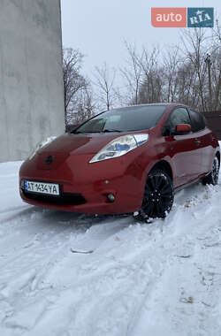 Nissan Leaf  2013