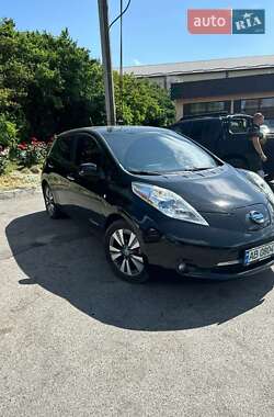 Nissan Leaf  2013