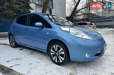 Nissan Leaf  2013
