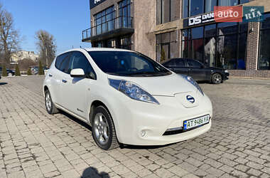 Nissan Leaf  2013