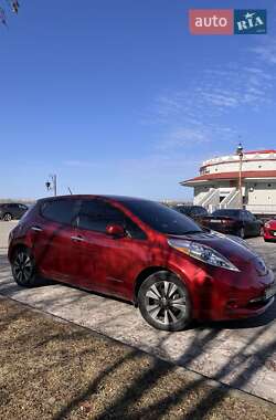 Nissan Leaf  2014