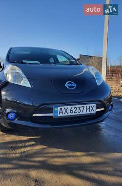 Nissan Leaf  2015
