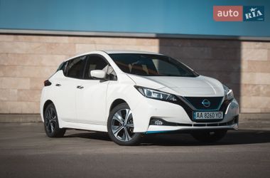 Nissan Leaf  2020