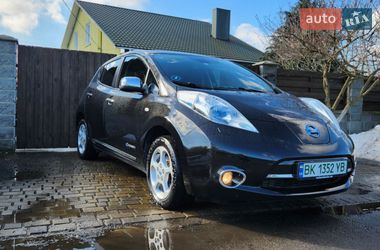 Nissan Leaf  2014