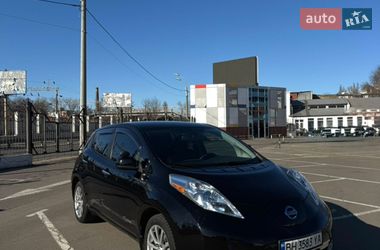 Nissan Leaf  2014