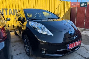 Nissan Leaf  2013