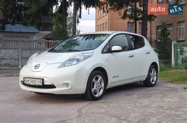 Nissan Leaf  2011