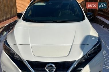 Nissan Leaf  2018
