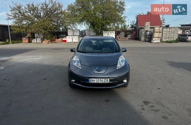 Nissan Leaf  2014