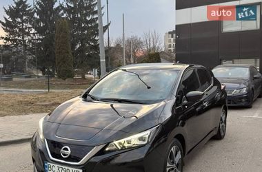 Nissan Leaf  2021