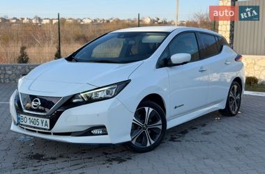Nissan Leaf  2021