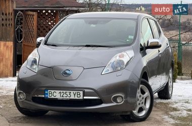 Nissan Leaf  2013