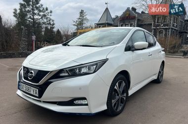 Nissan Leaf  2021