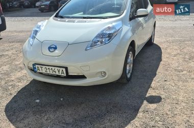 Nissan Leaf  2013