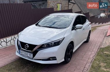 Nissan Leaf  2021