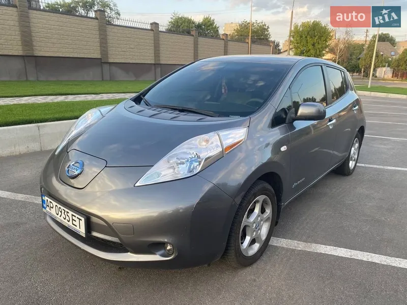Nissan Leaf